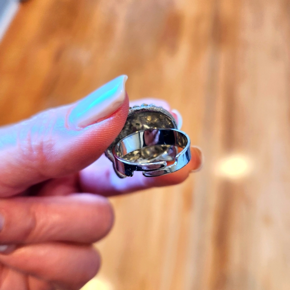 Hello Kitty Ring - image 2